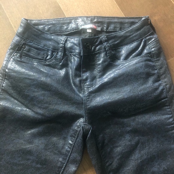 * NEW * DEVOTED JEANS - SIZE 24 - Picture 5 of 9